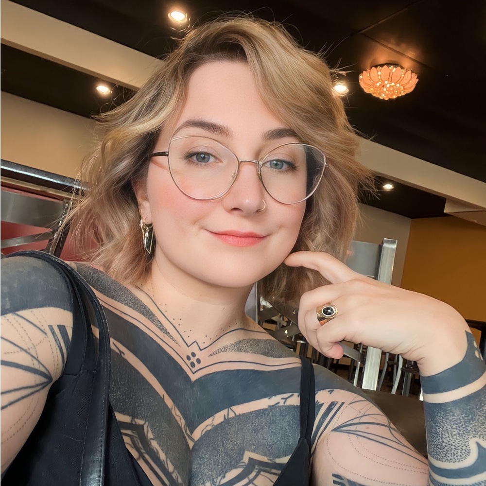 Meet your Posher, Charlotte